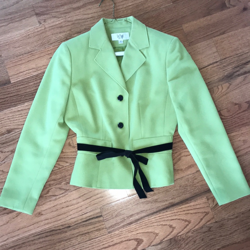 SOLD Le Suit Green belted blazer